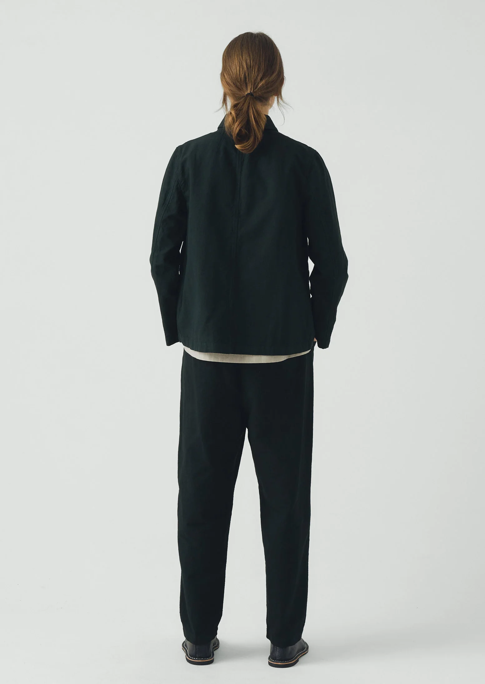 Alix Micro Houndstooth Cotton Linen Trousers | Oil Green - Image 7