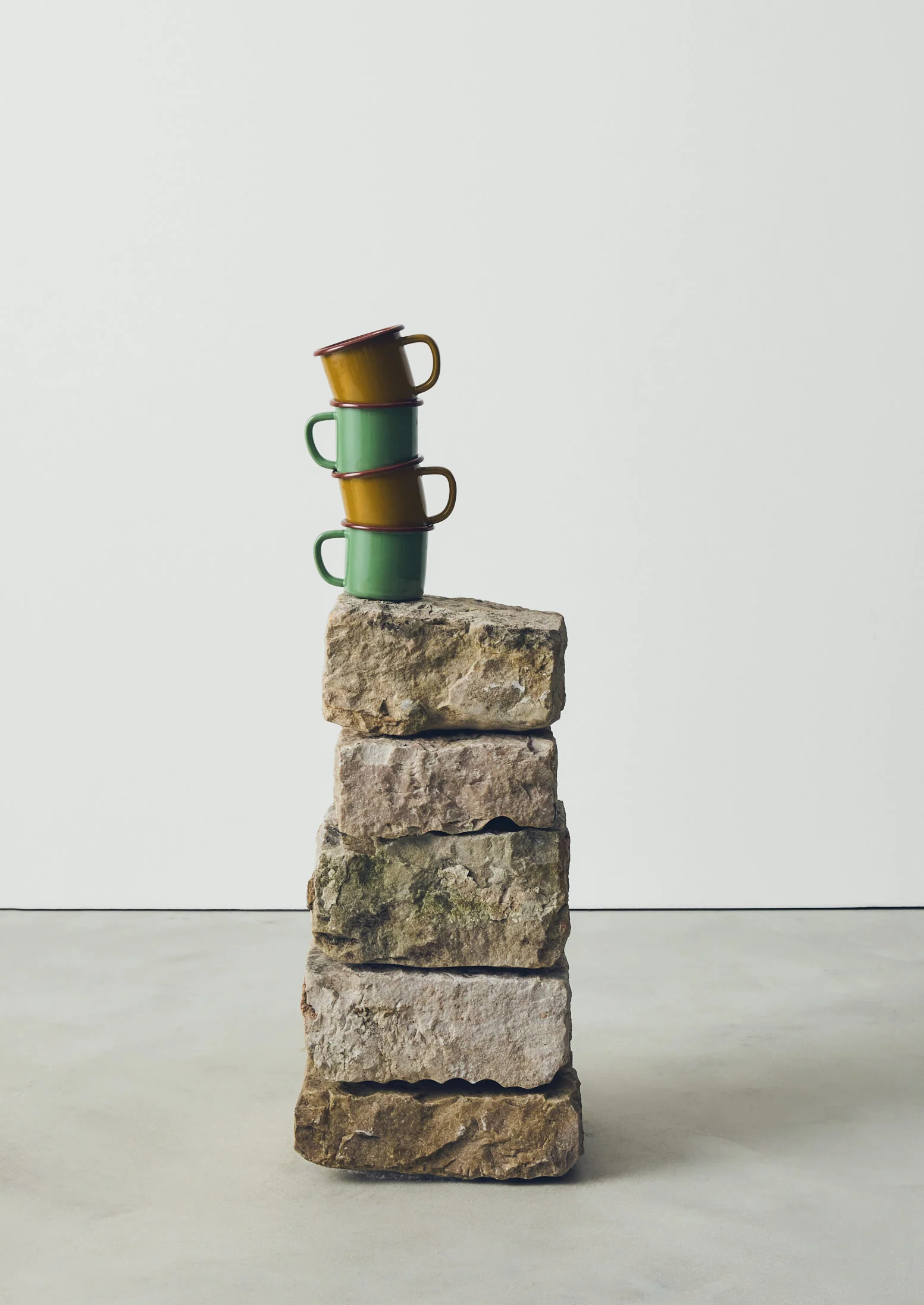 Contrast Rim Enamel Mug | Mint/Chestnut - Image 3