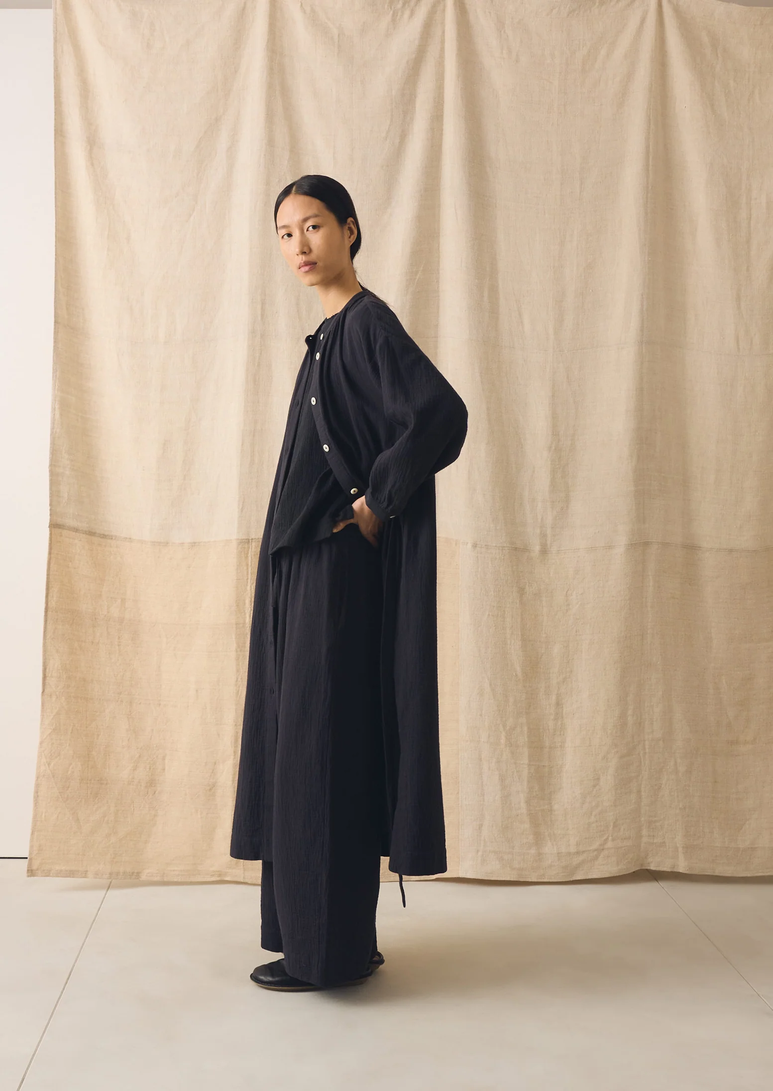 Crinkle Cotton Gauze Wide Leg Trousers | Blackberry - Image 2