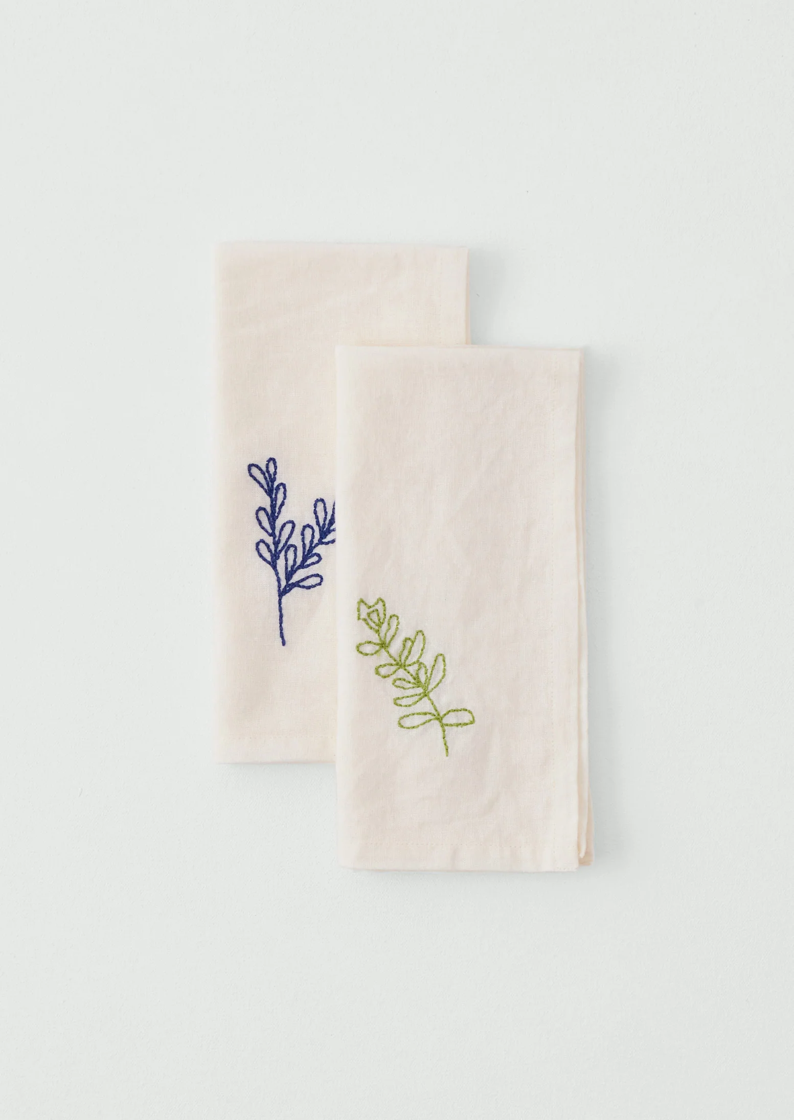 Embroidered Sprig Cotton Linen Napkin | Ecru/Green - Image 4