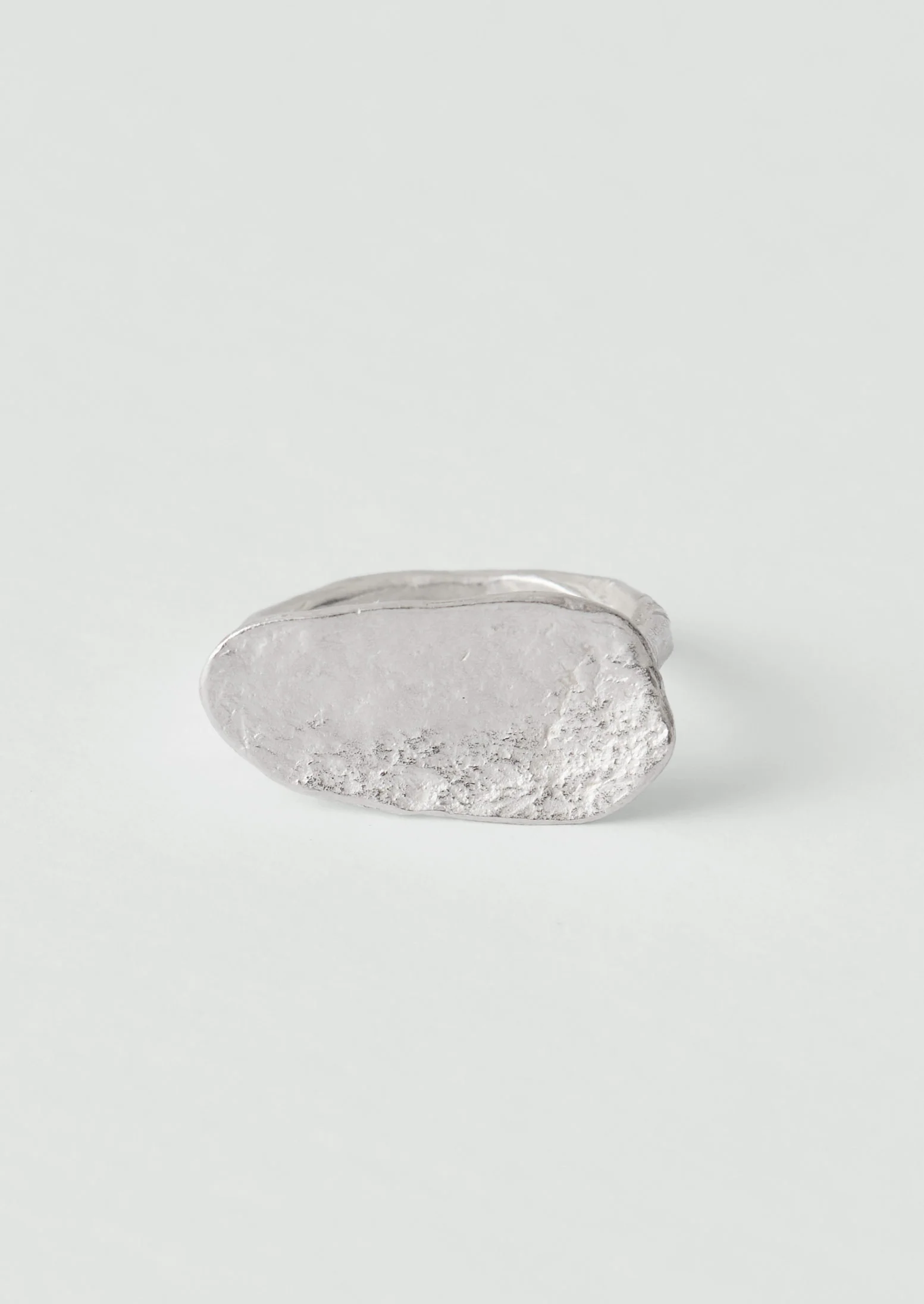 Emily Nixon Quoit Silver Ring | Silver - Image 2