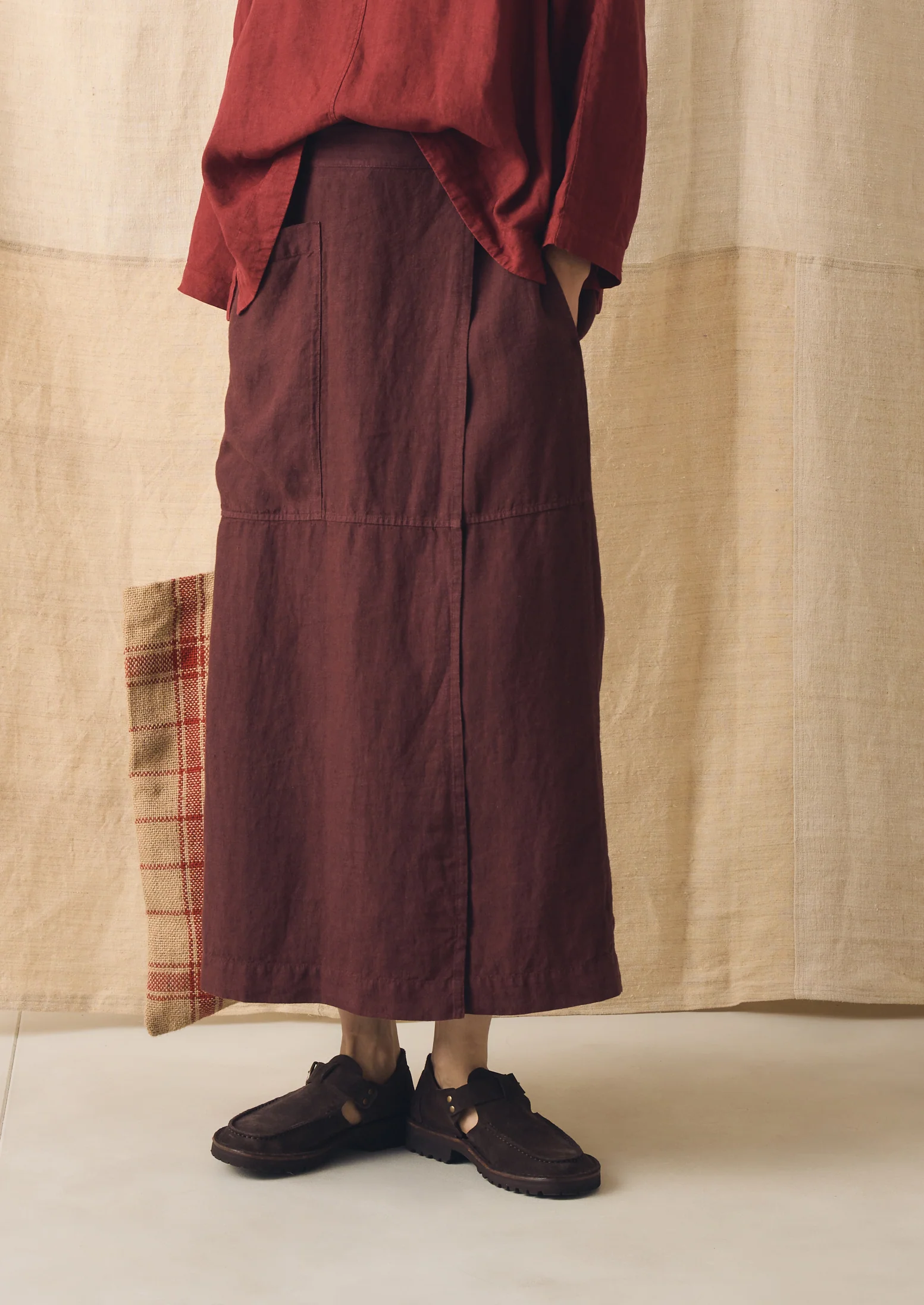 Garment Dyed Linen Apron Skirt | Fig - Image 2