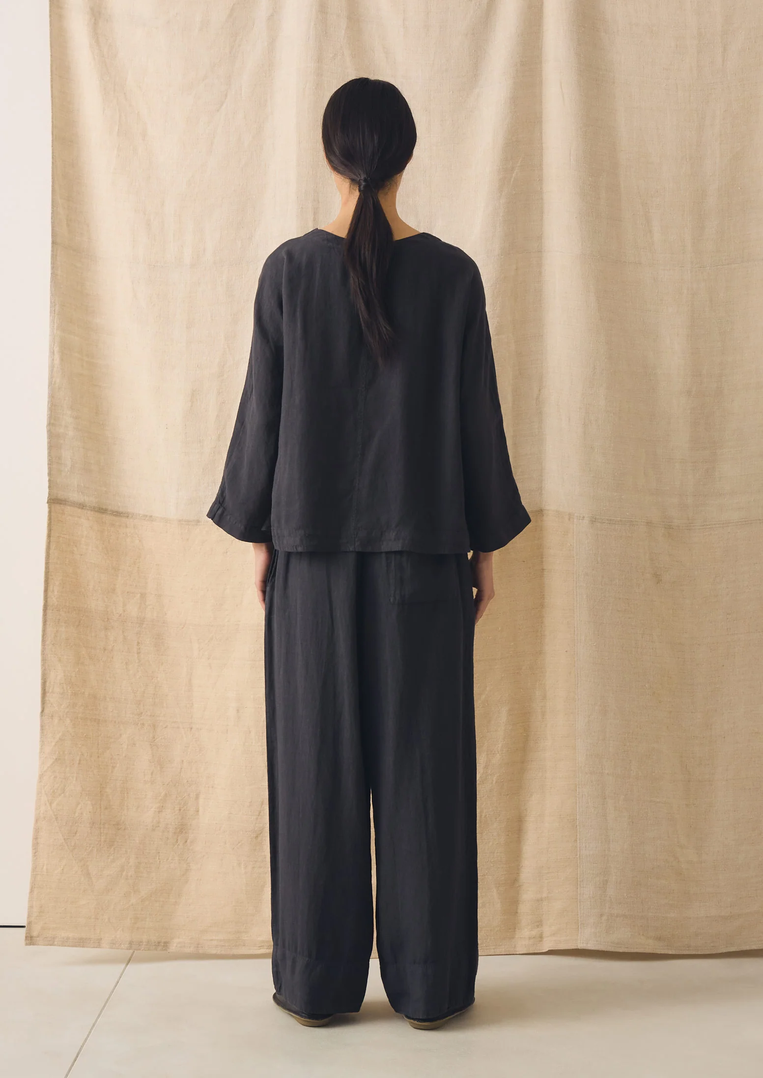 Garment Dyed Linen Wide Leg Trousers | Black Pepper - Image 5
