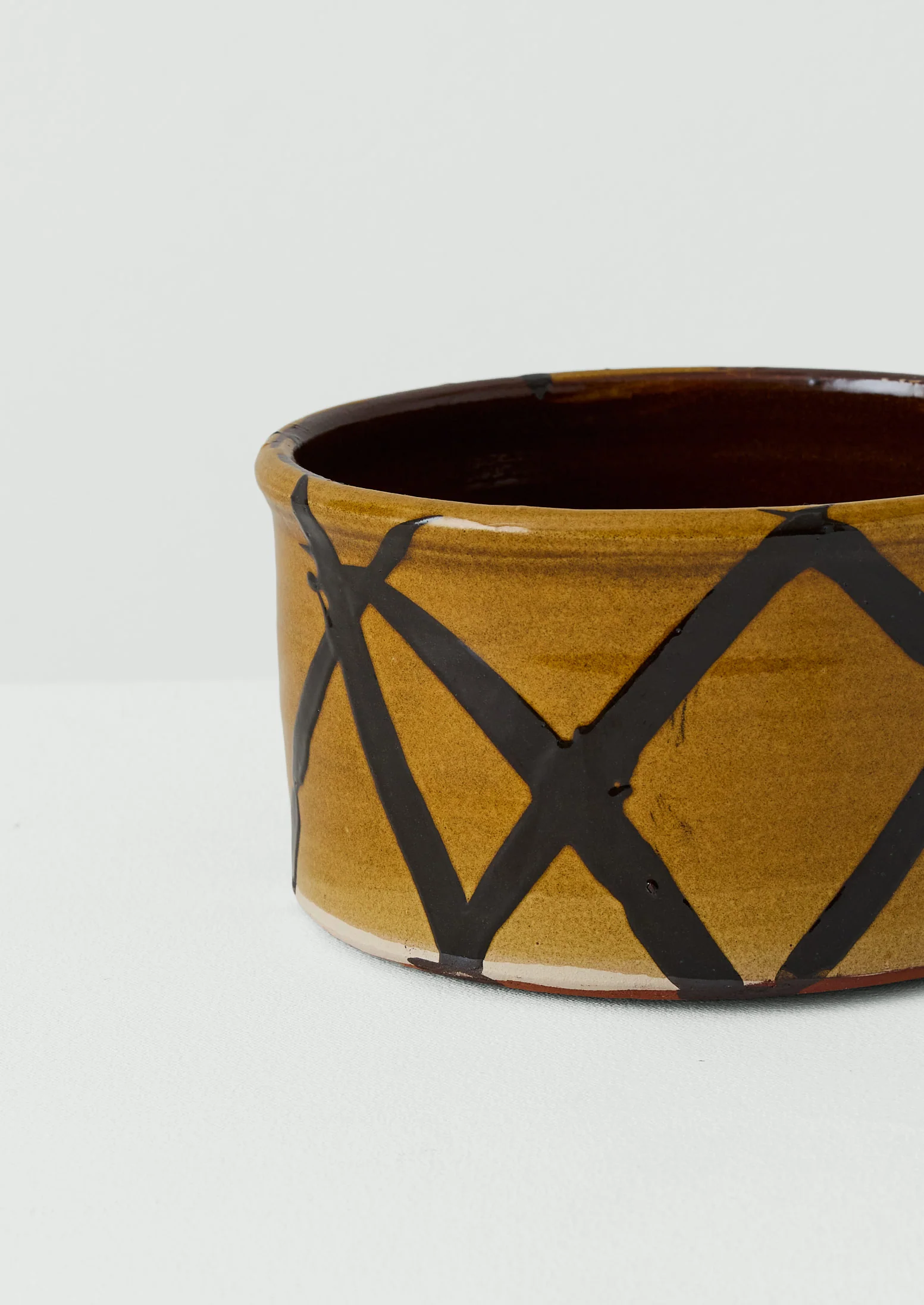 Hoxton Gardenware Large Slipware Planter | Honey - Image 4