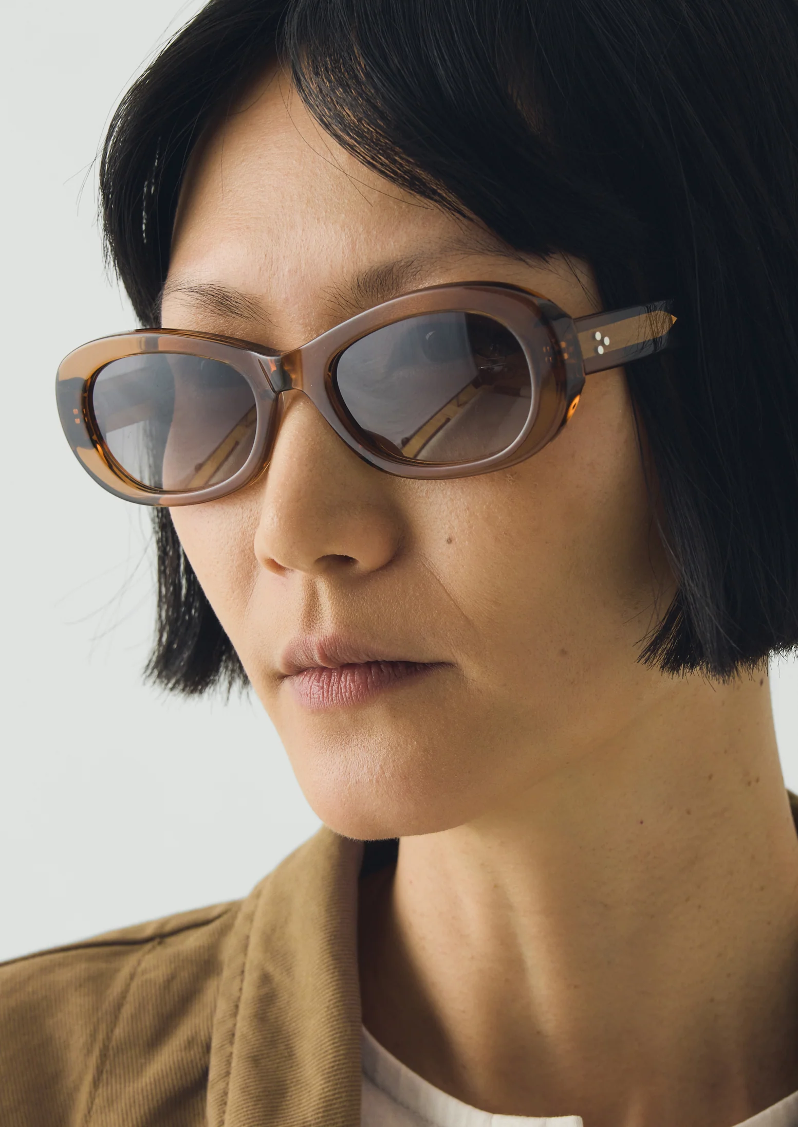 Monokel Bella Sunglasses | Cola - Image 2