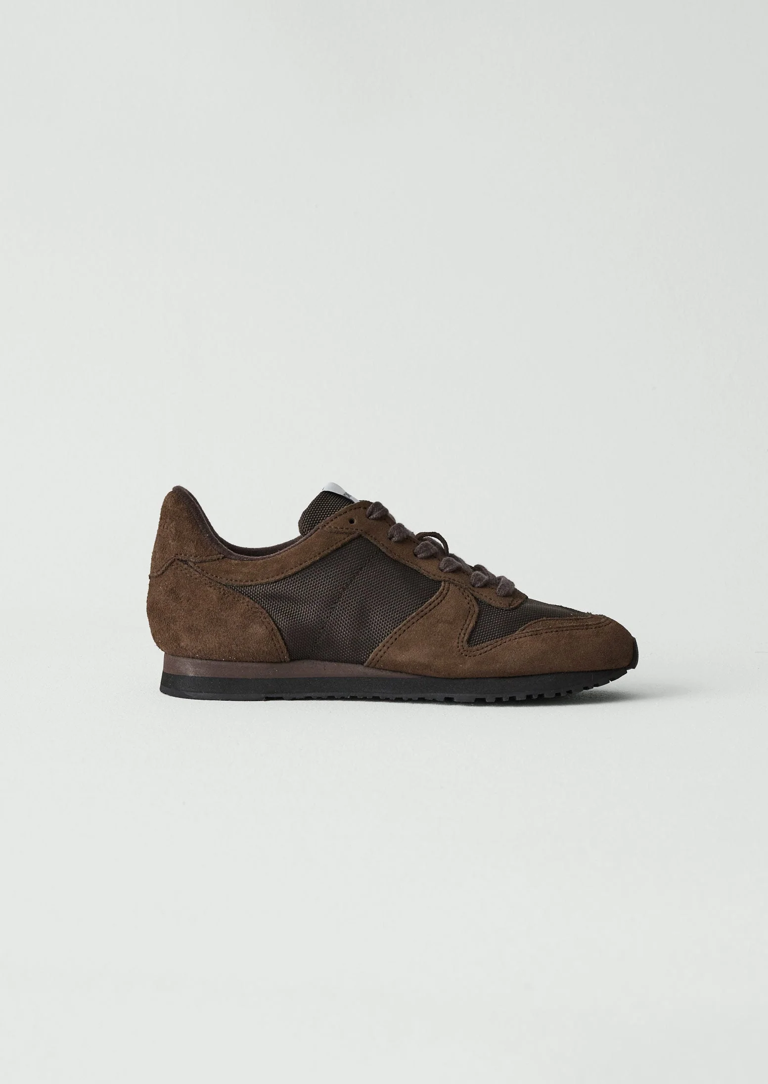 Novesta Marathon Trail Trainers | Bitter Chocolate - Image 2
