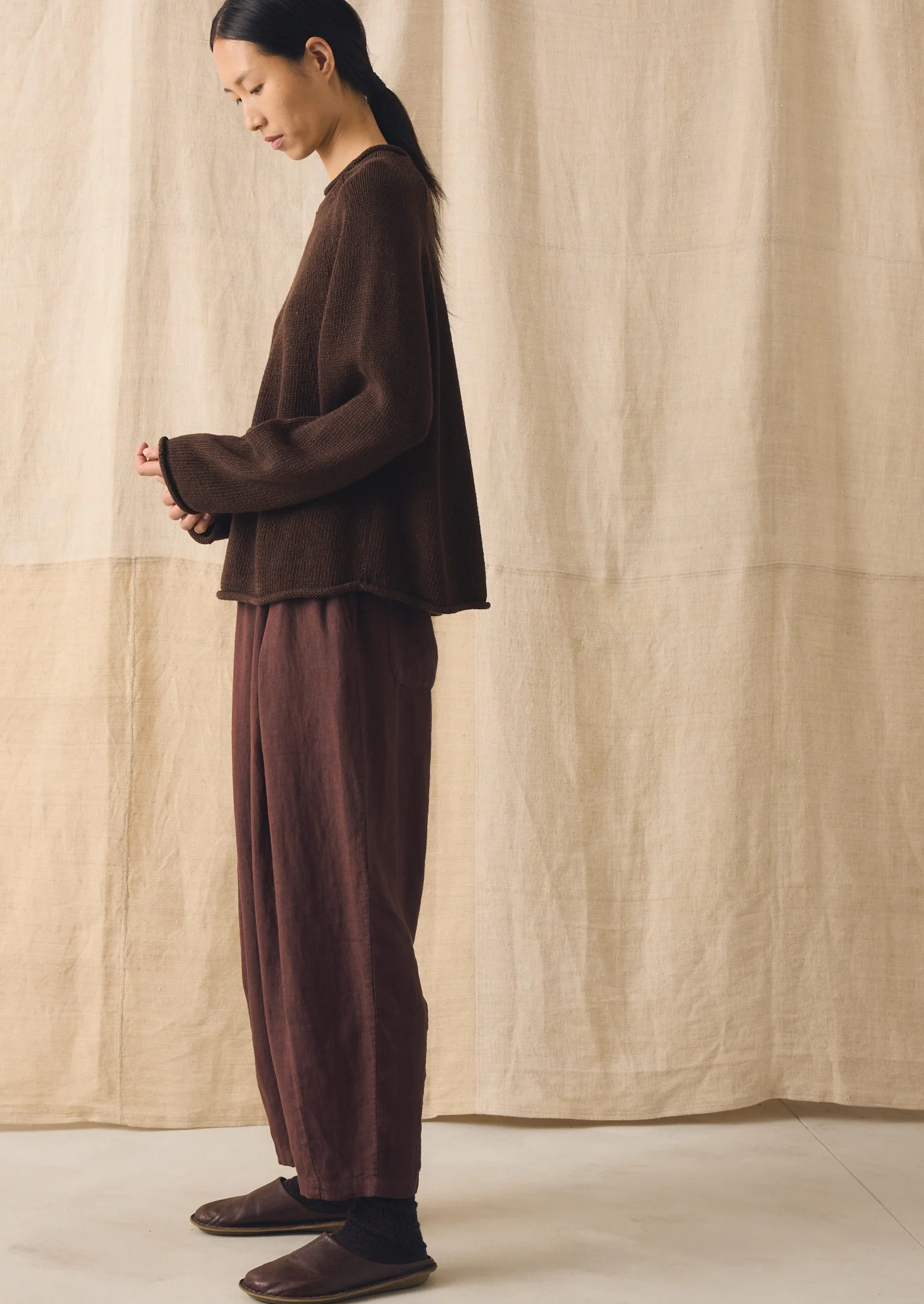 Organic Cotton Linen Easy Sweater | Bitter Chocolate - Image 3