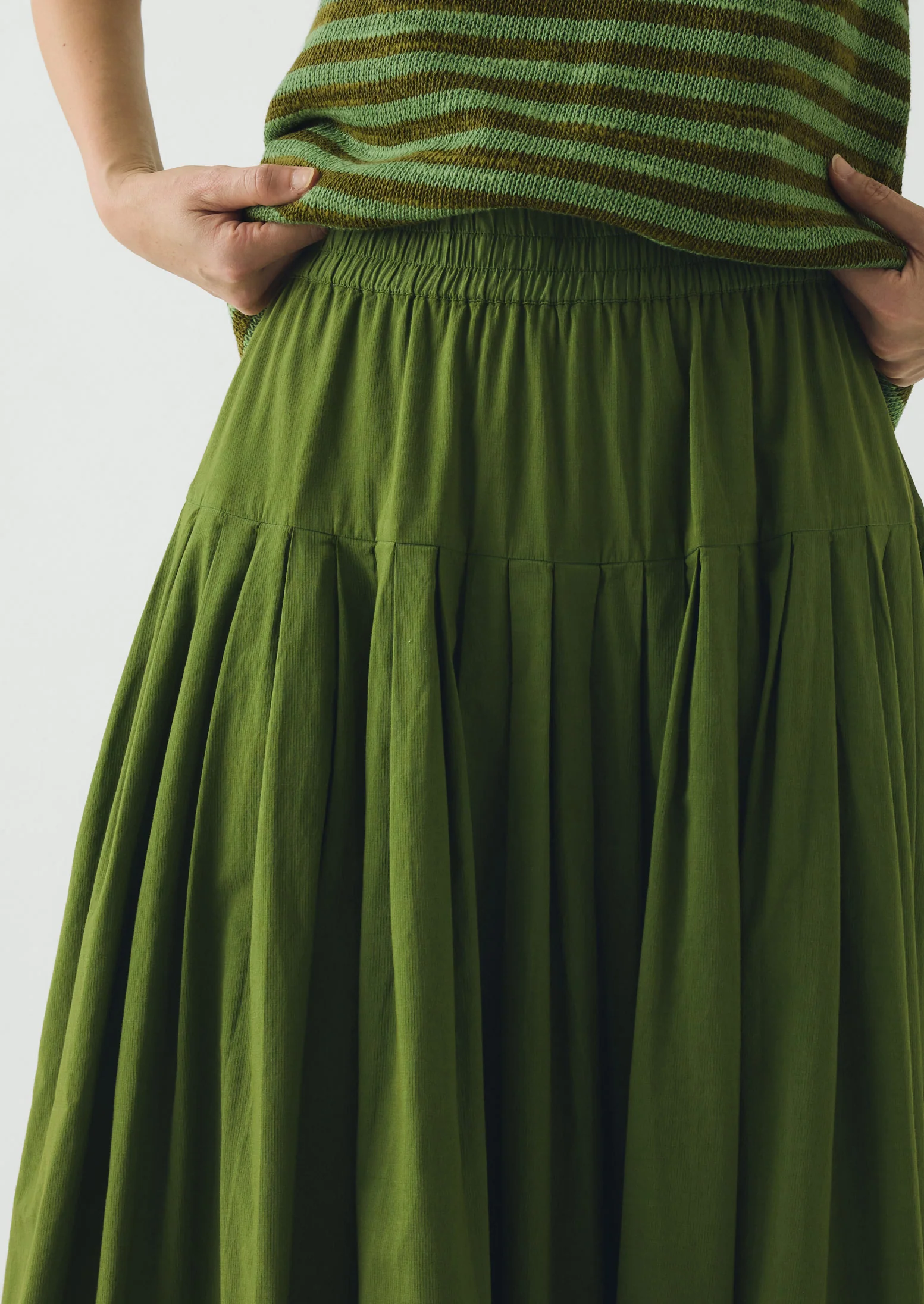 Pleated Raised Stripe Cotton Skirt | Cedar Green - Image 3