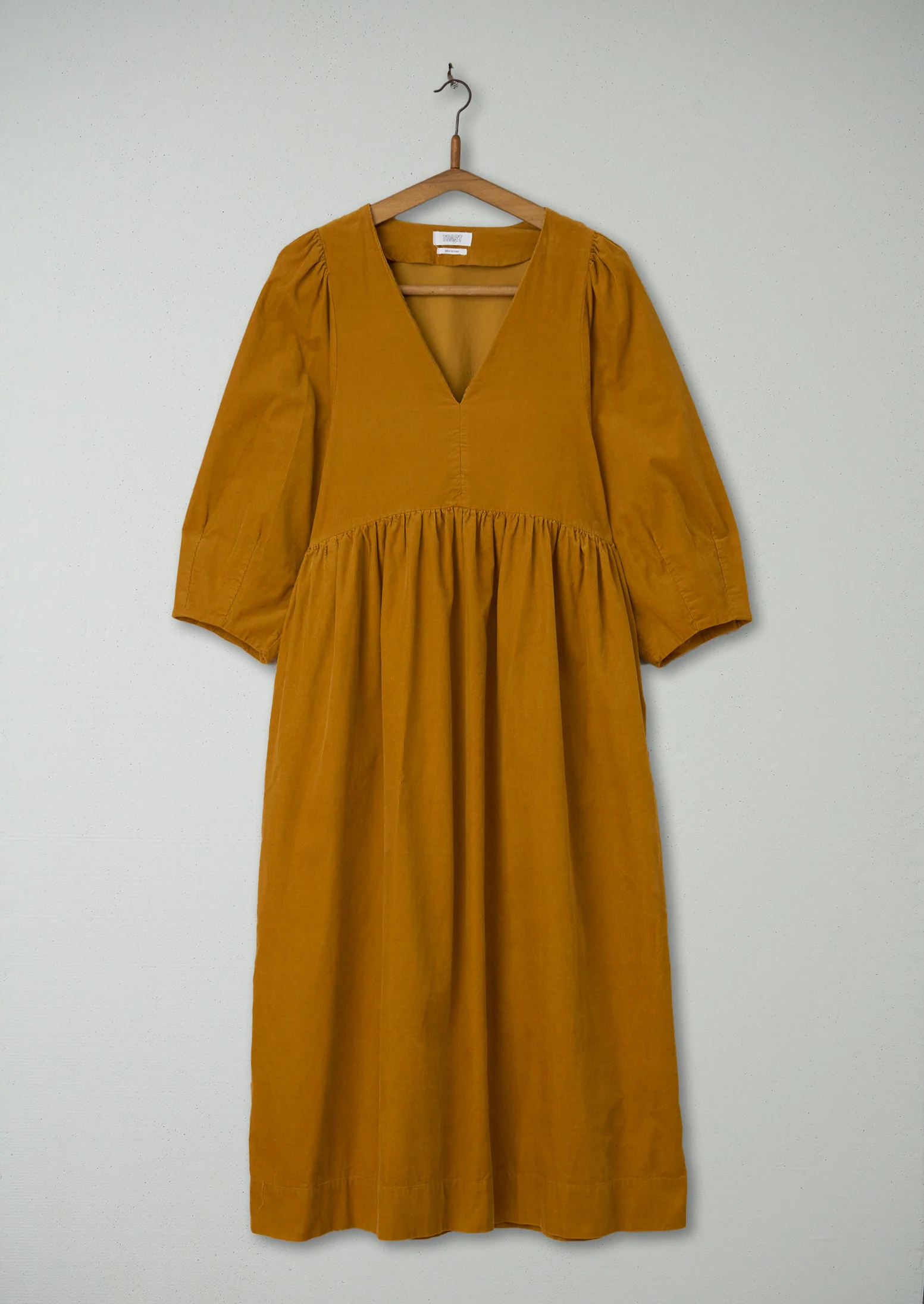 Reworn Maya Needlecord Dress Size XXS (1690) | Bonfire