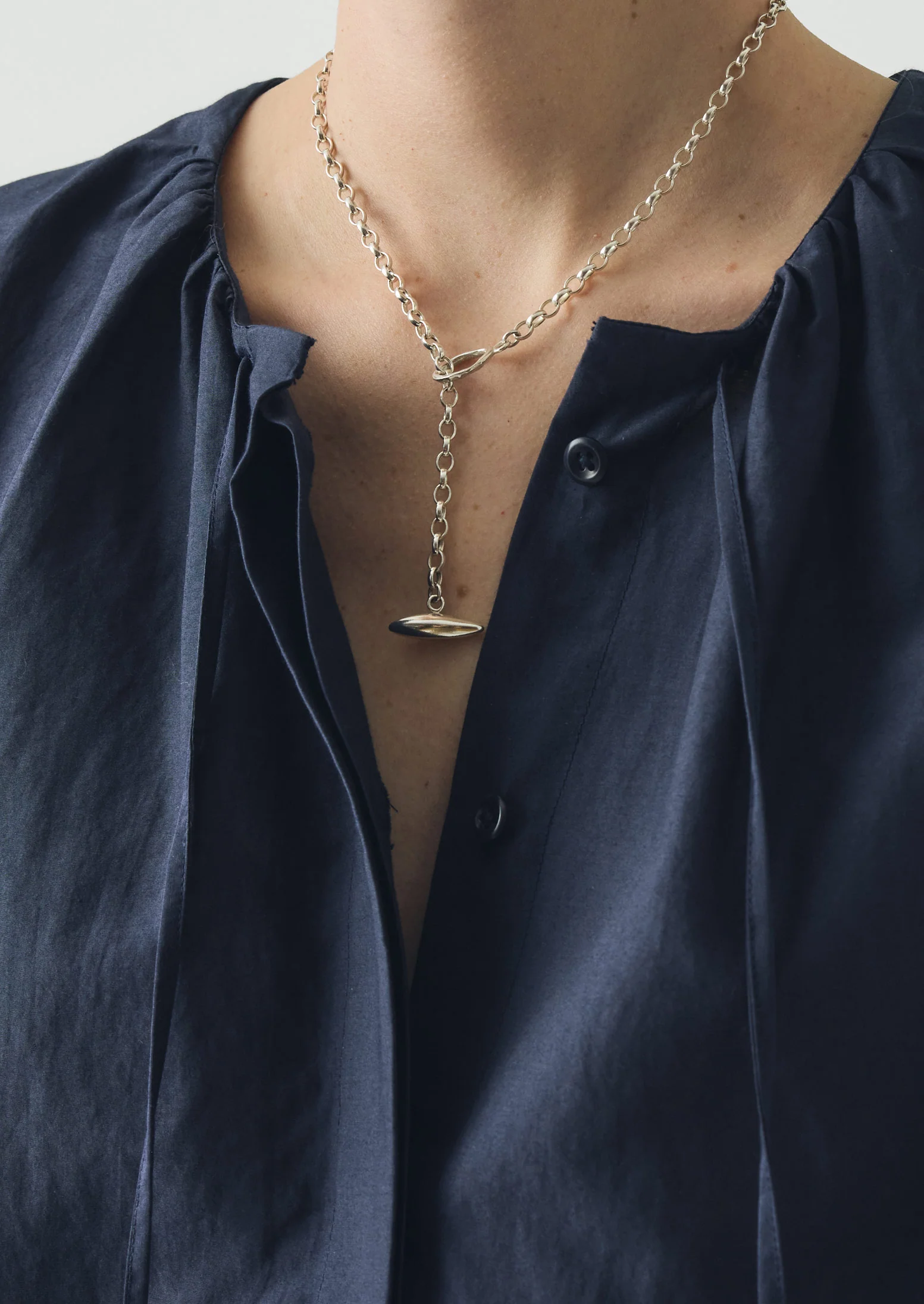Sally Lacock Pod Toggle Silver Necklace | Silver - Image 2