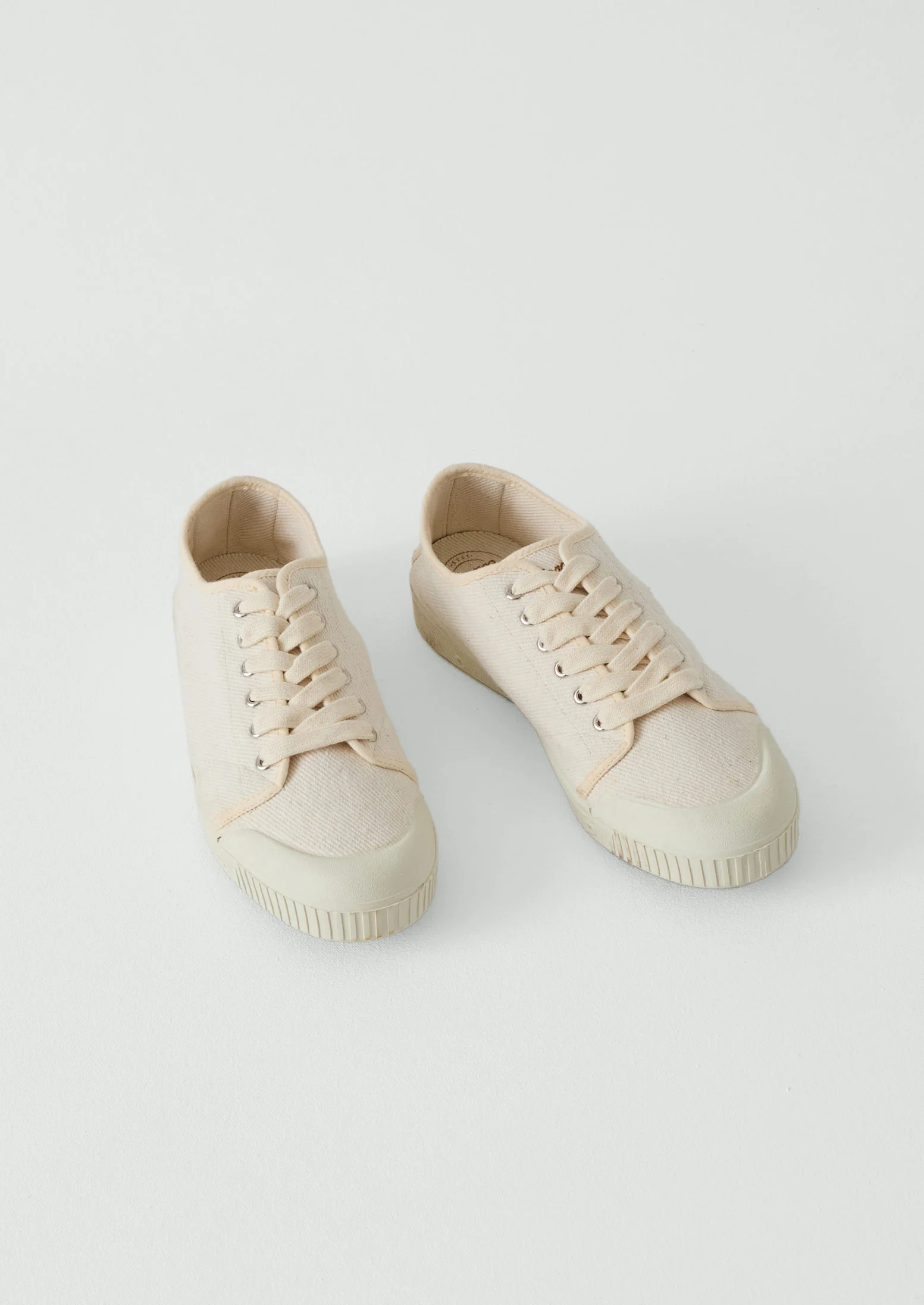Spring Court Heavy Twill Plimsolls | Ecru