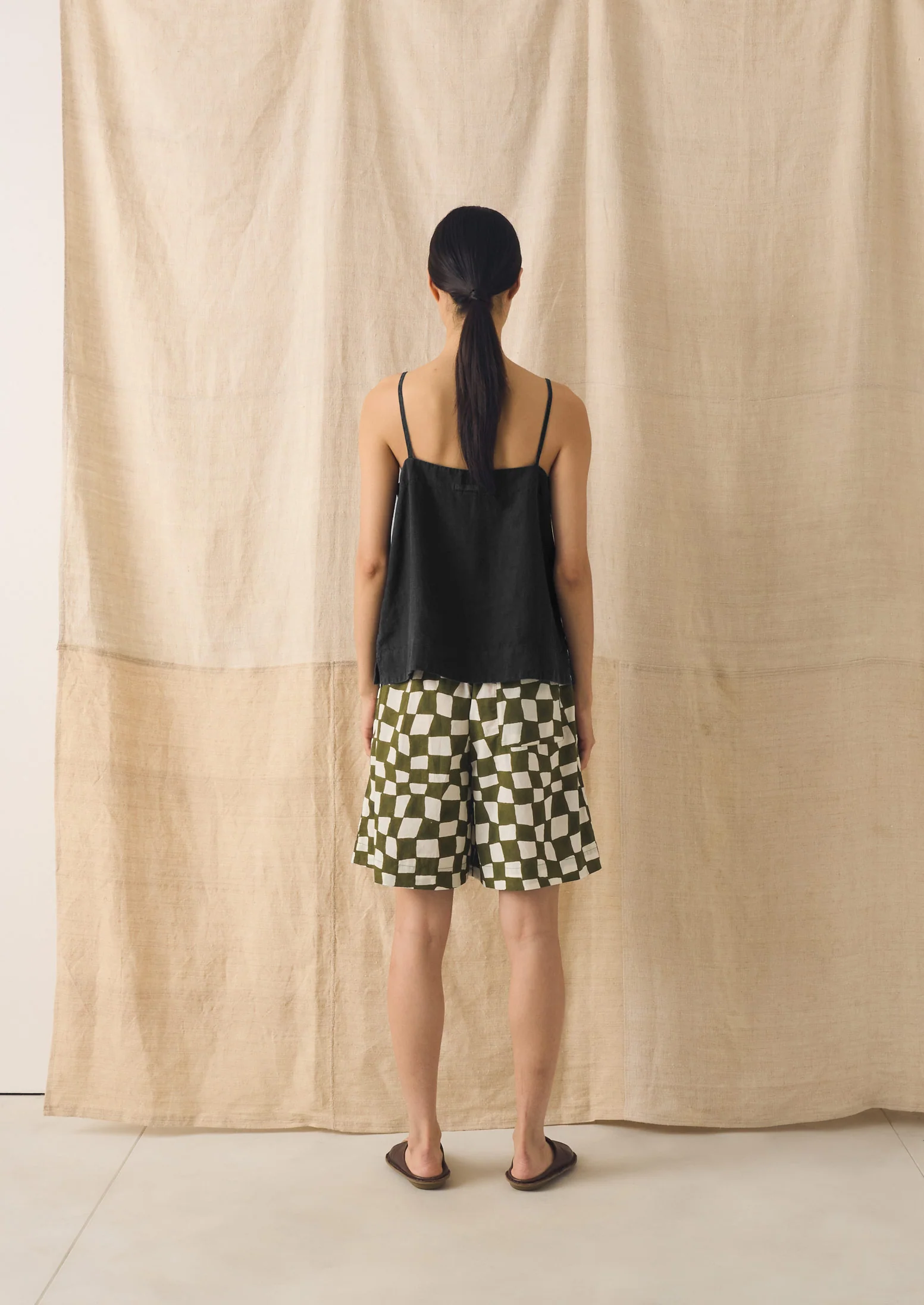 Square Neck Garment Dyed Linen Tank | Black Pepper - Image 3
