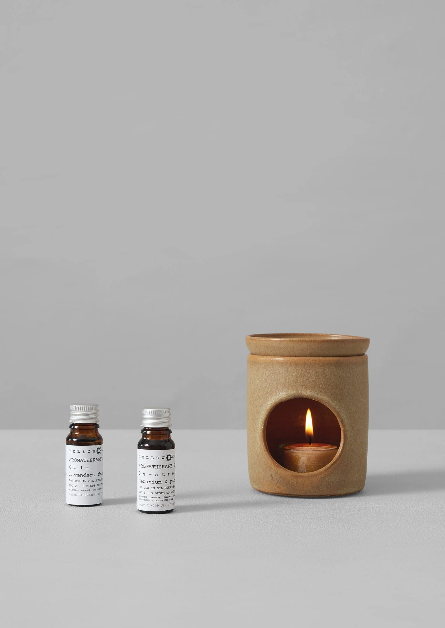 Yellow Gorse De-Stress Aromatherapy Essential Oil Blend | De-Stress - Image 3